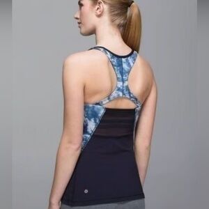 Lululemon “Mesh with me” size 8 Tank Top